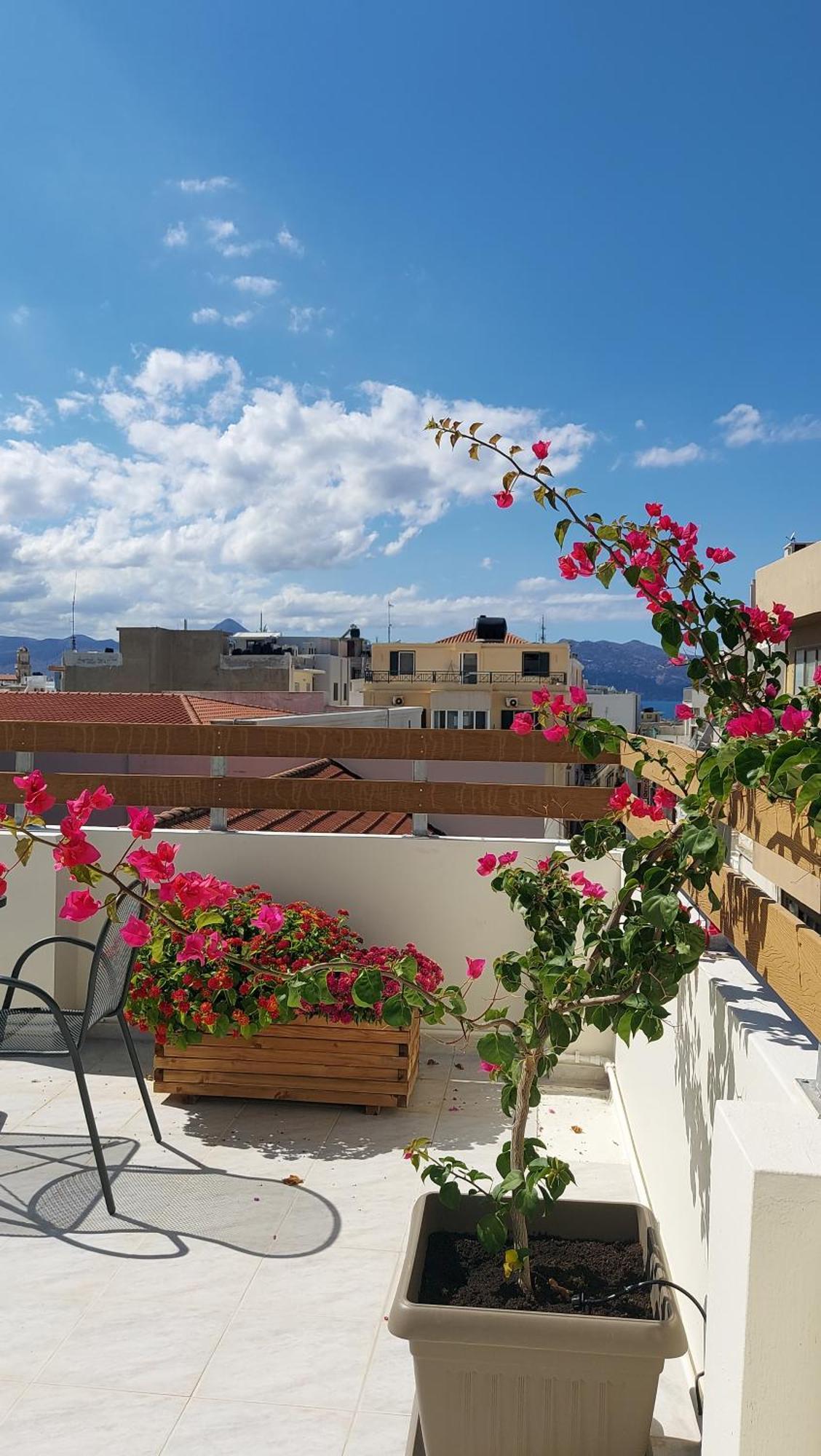 The Blue Apartment In The Heart Of Heraklion Εξωτερικό φωτογραφία
