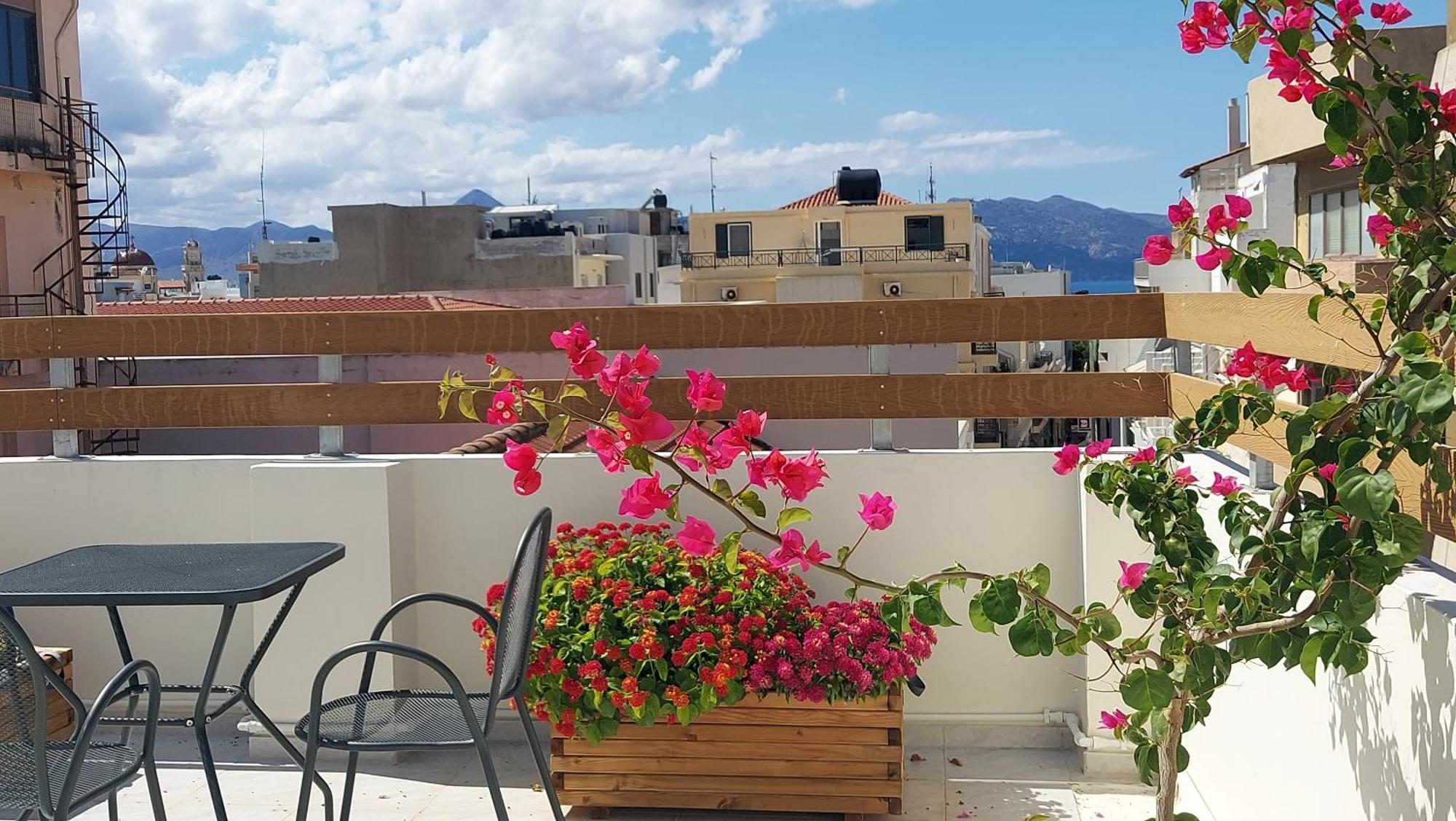The Blue Apartment In The Heart Of Heraklion Εξωτερικό φωτογραφία